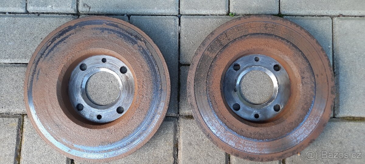 Brzdové kotouče na Peugeot 207 SW - 8