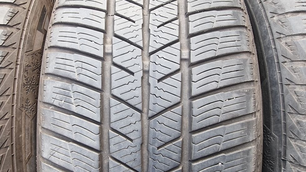 Zimní pneu 215/55/16 Barum - 8