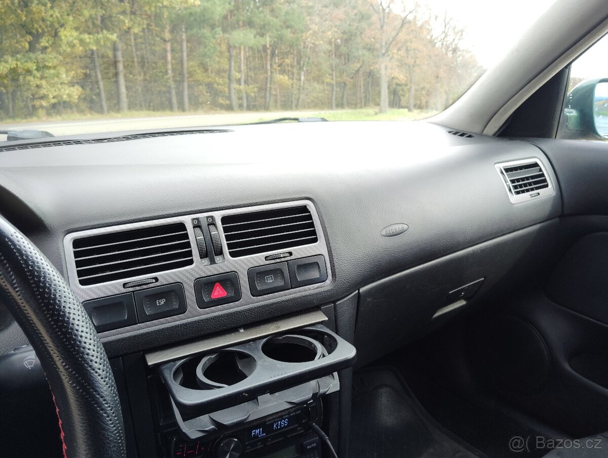 VW Bora 1.9tdi - 8