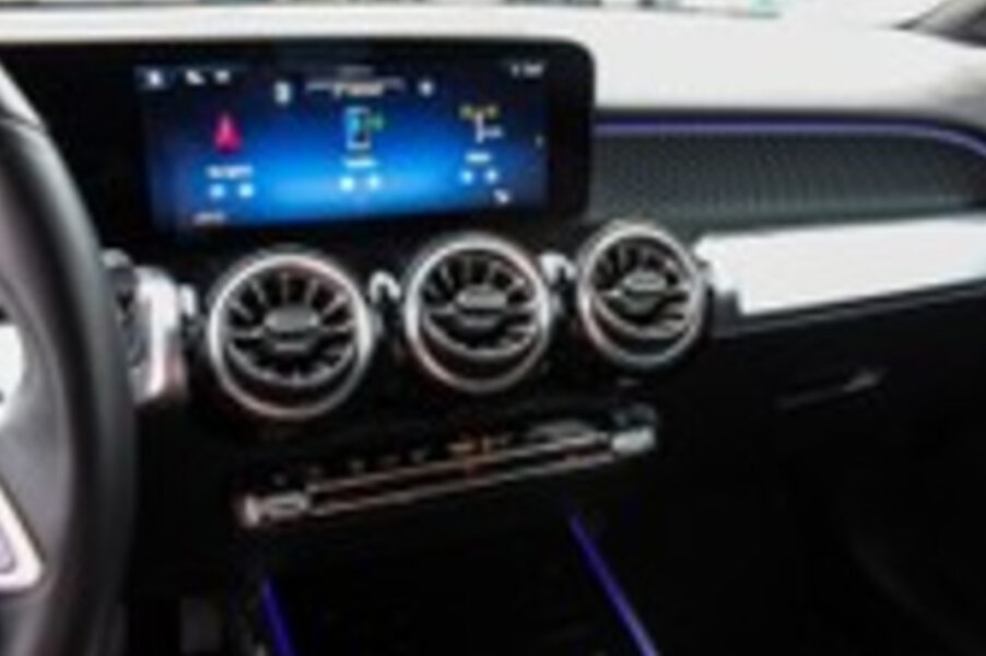 Mercedes-Benz GLB 200d A/T - 8