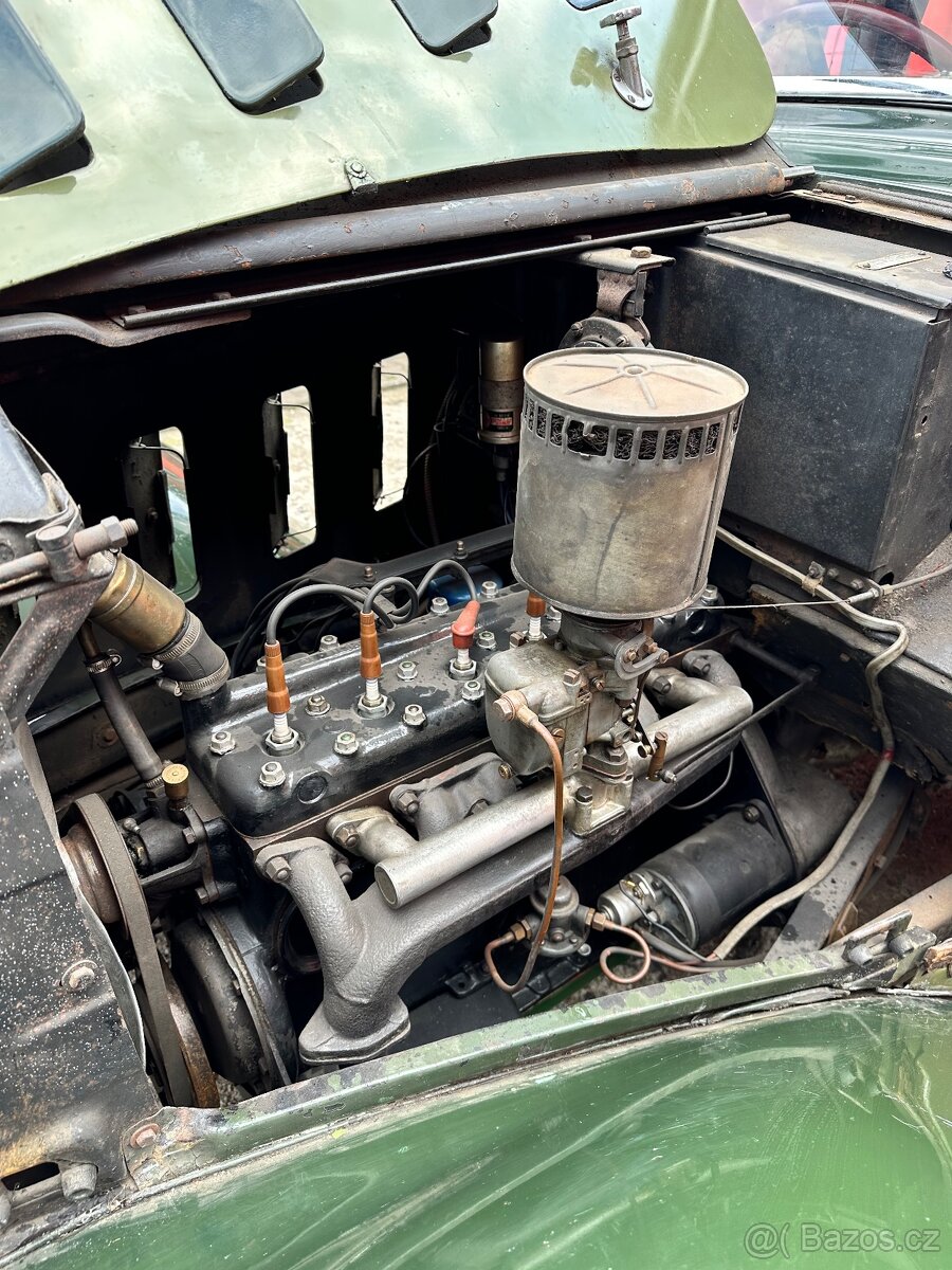 Austin York Saloon - 8