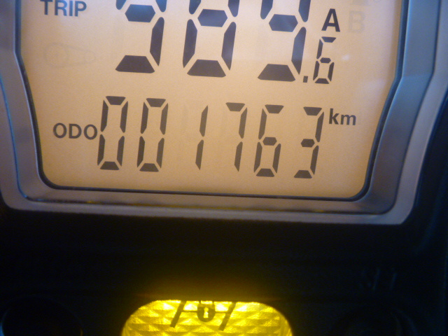 PIAGGIO MP3 RL 500 LT najeto pouze 1763 km - 8