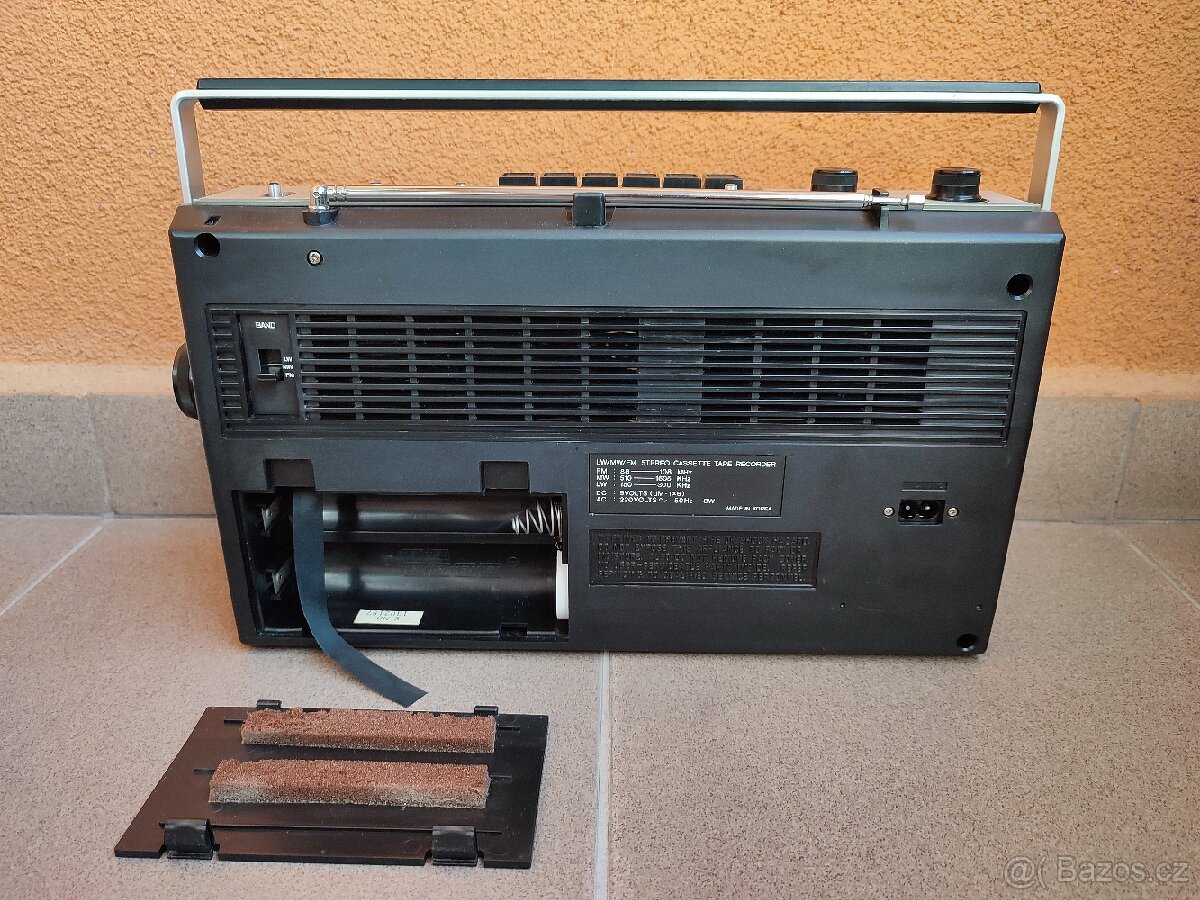 RETRO STEREO RADIO CASSETTE RECORDER ARTEC SRRL 101. - 8