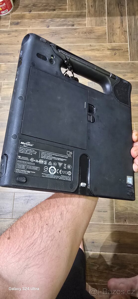 I7 16GB ram ssd dotykový display - 8