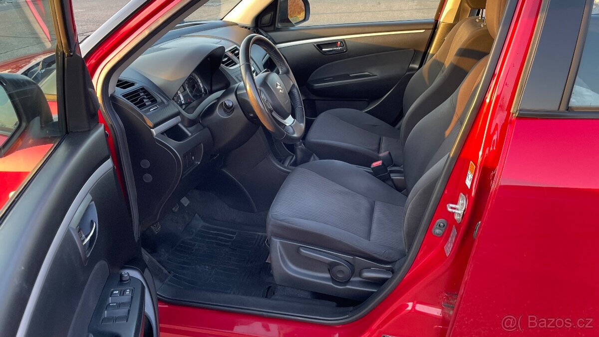 SUZUKI SWIFT 1.2i GL 4x4 - 8