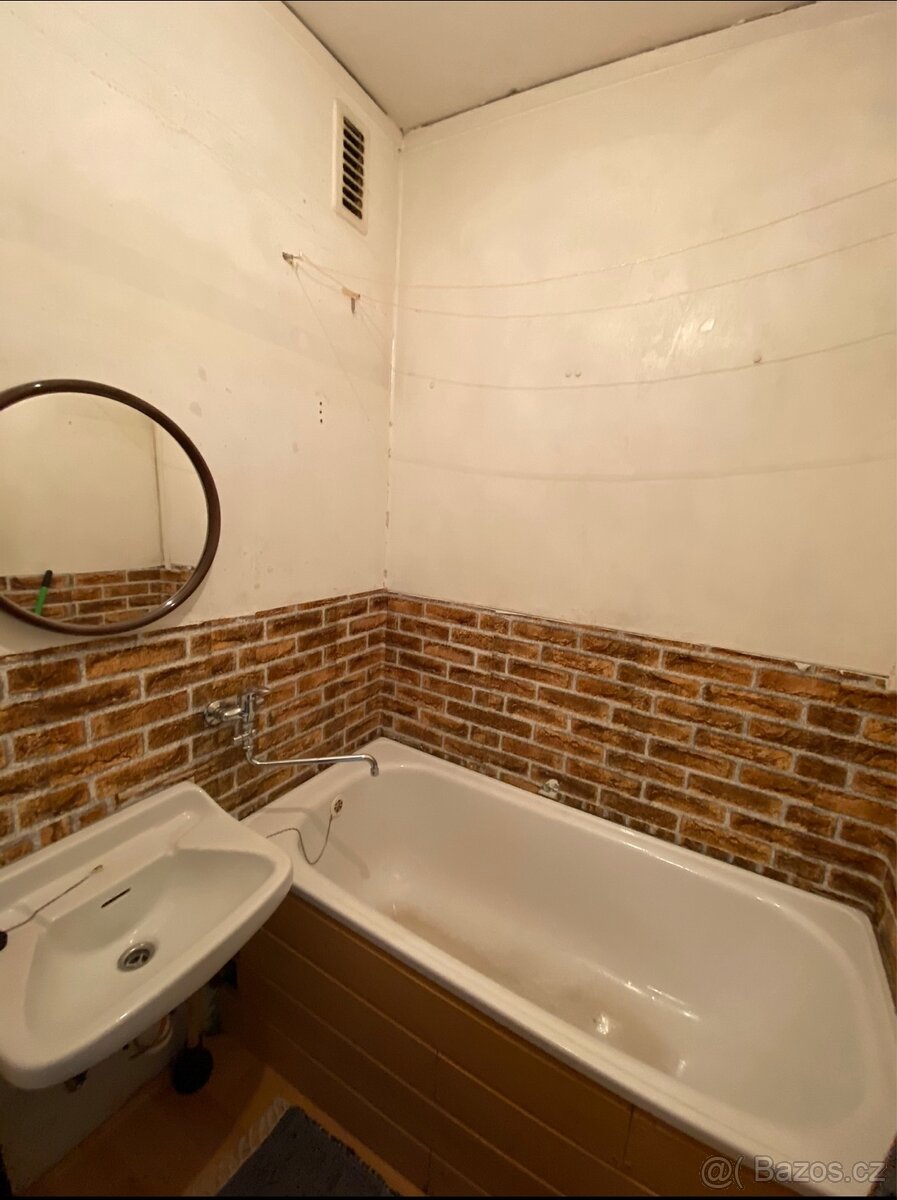 Prodej bytu 2+1, 54 m², OV, Bílina - 8