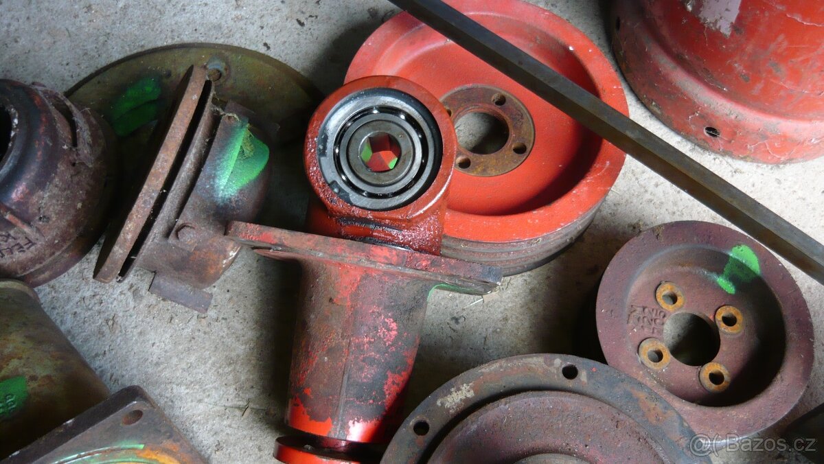 Náhradní díly na rotační sekačky - 8