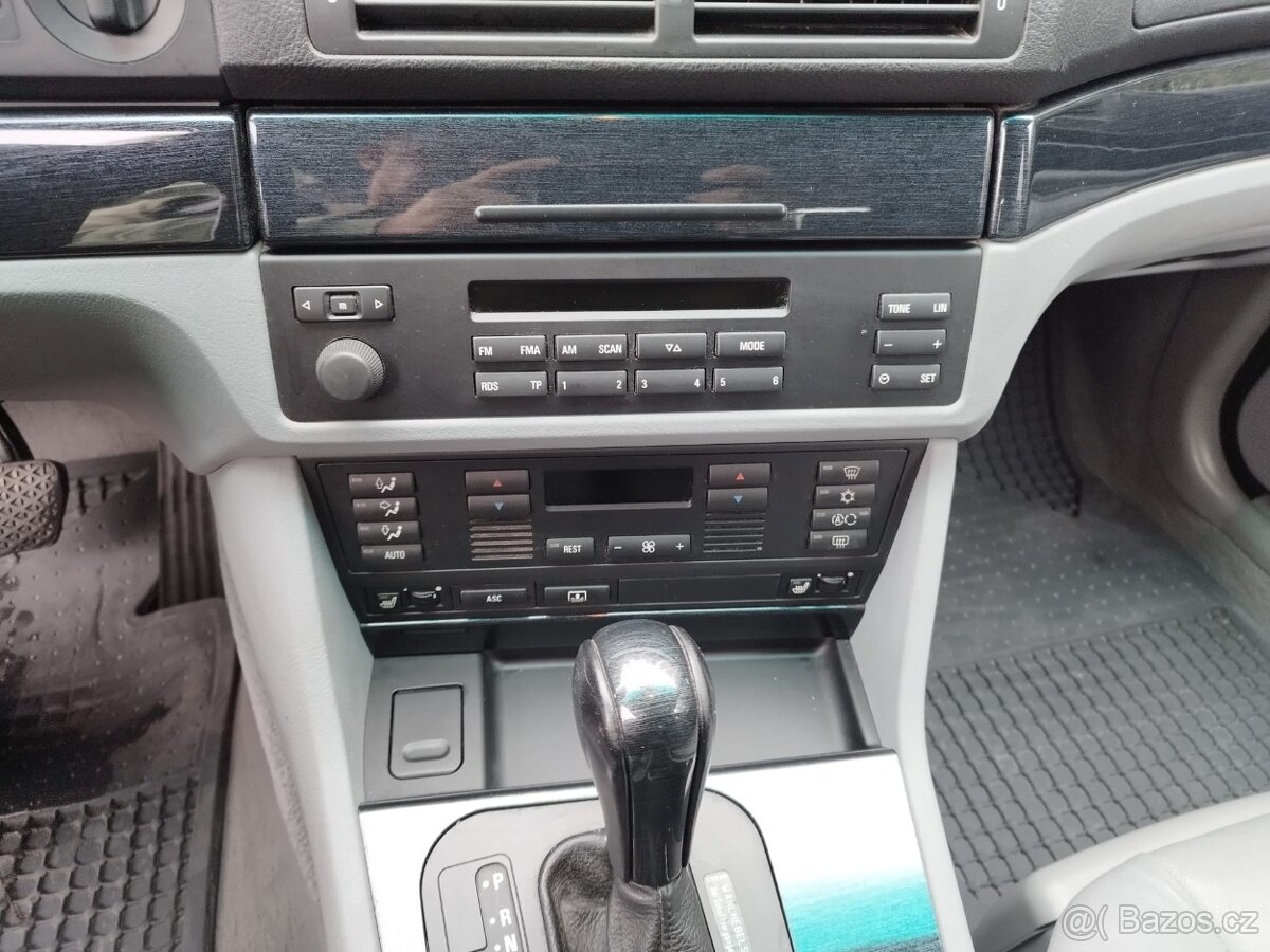 BMW e39 528i 142kw - 8