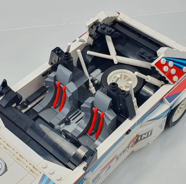 Stavebnice Lancia Delta integrále - 8