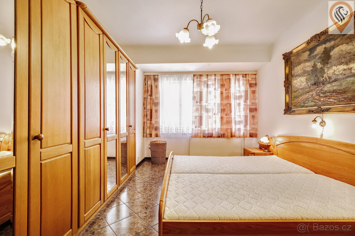 Pronájem velkorysého bytu 3+1 v centru Plzně – Havlíčkova ul - 8