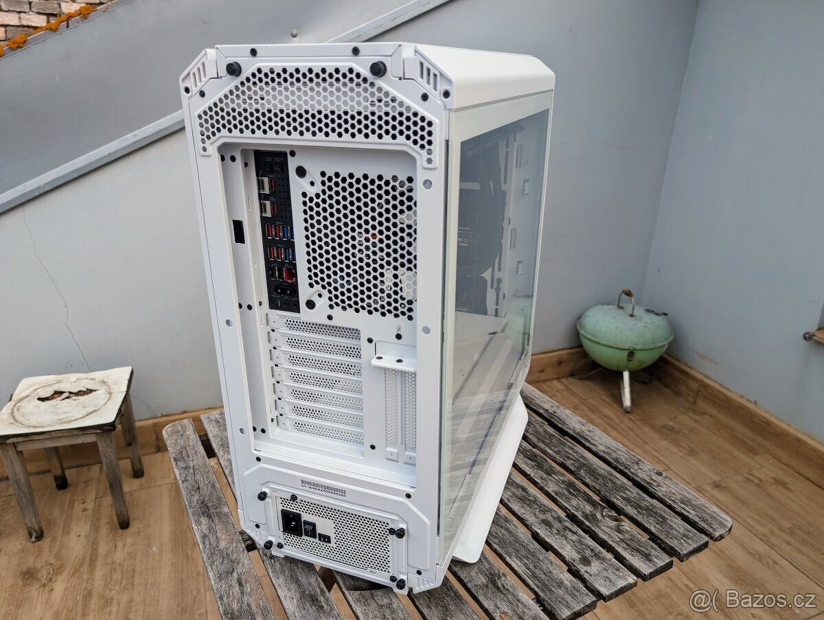 Tiché 4K herní PC - RTX 5080, DDR5 7800 MT/s, PCIe 5.0 SSD - 8