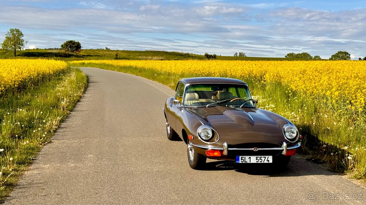 🏁 Jaguar E-Type Series 2 4.2 2+2 (1970) - 8