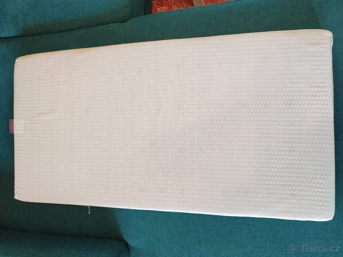 Dětská postýlka + matrace + mantinel - 8