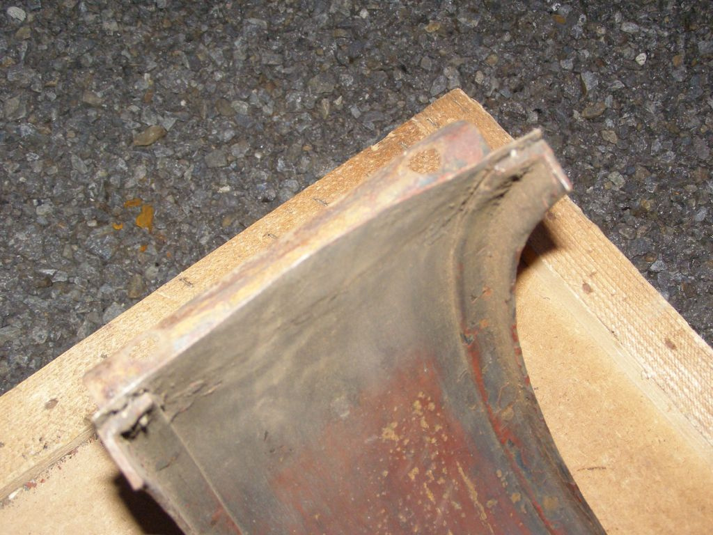 Prodám kryt klikovky ze stabilního motoru. - 8