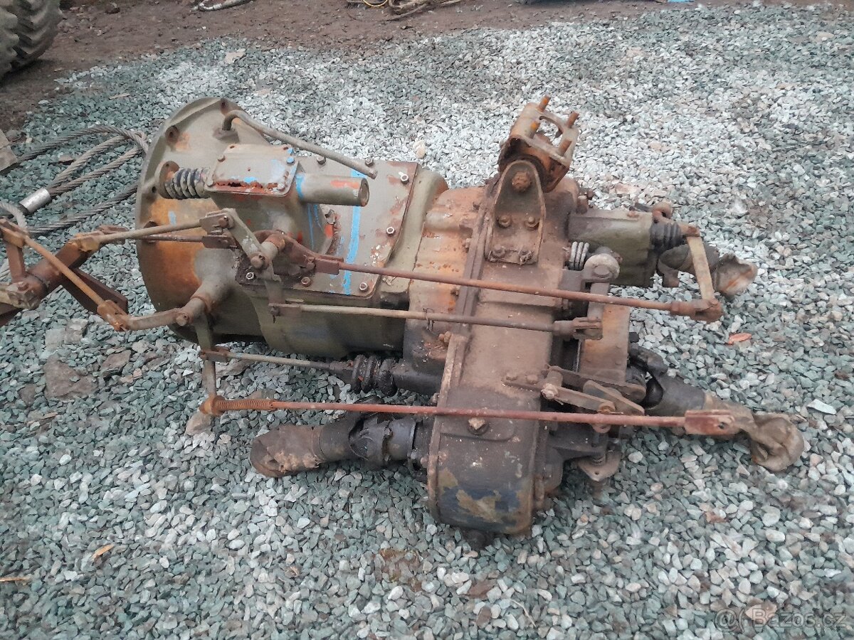 Praga V3S převodovka s vyvodem na navijak - 8