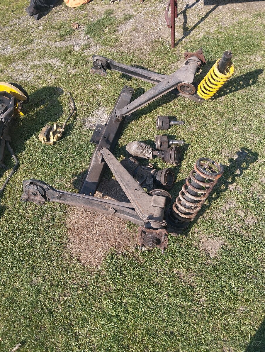 Díly na Škodu 130 - 8