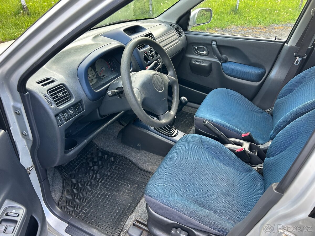 Suzuki Ignis 1.3i - 8