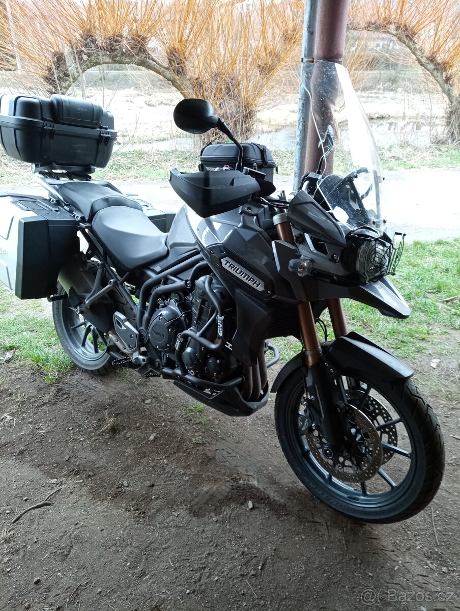 Triumph Explorer 1200 - 8