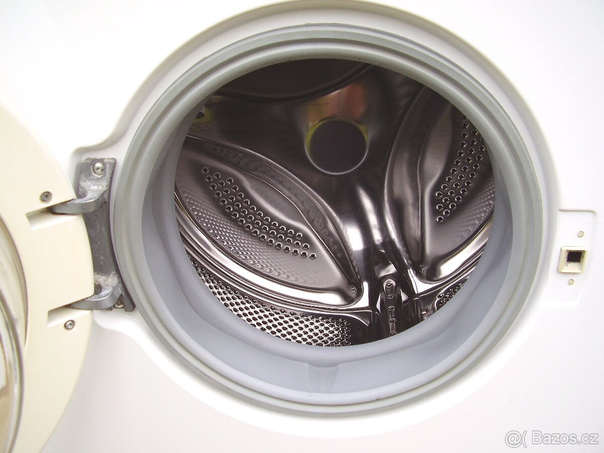 Úzká pračka BOSCH - 8