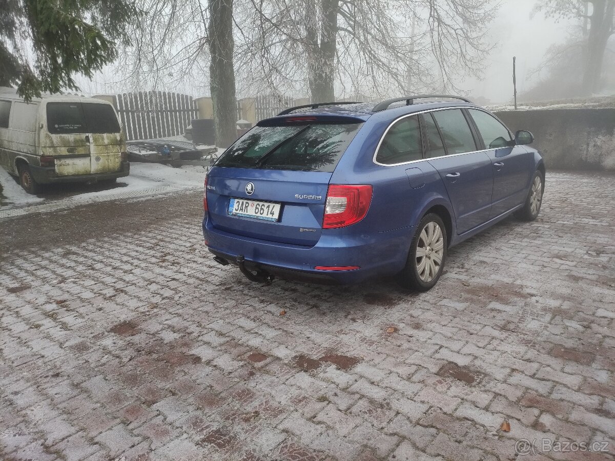 Škoda Superb 2.0 tdi - 8