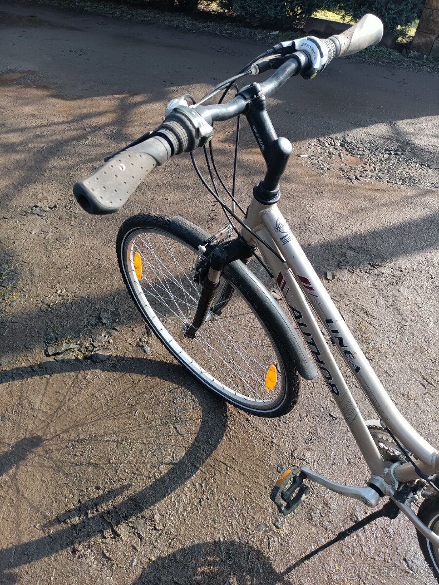 Dámské trekingové kolo Author. - 8