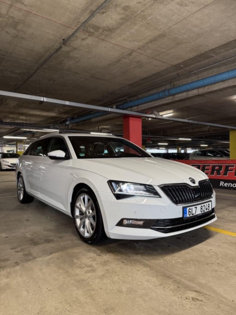 Škoda Superb y3 2 litr 140 kW - 8