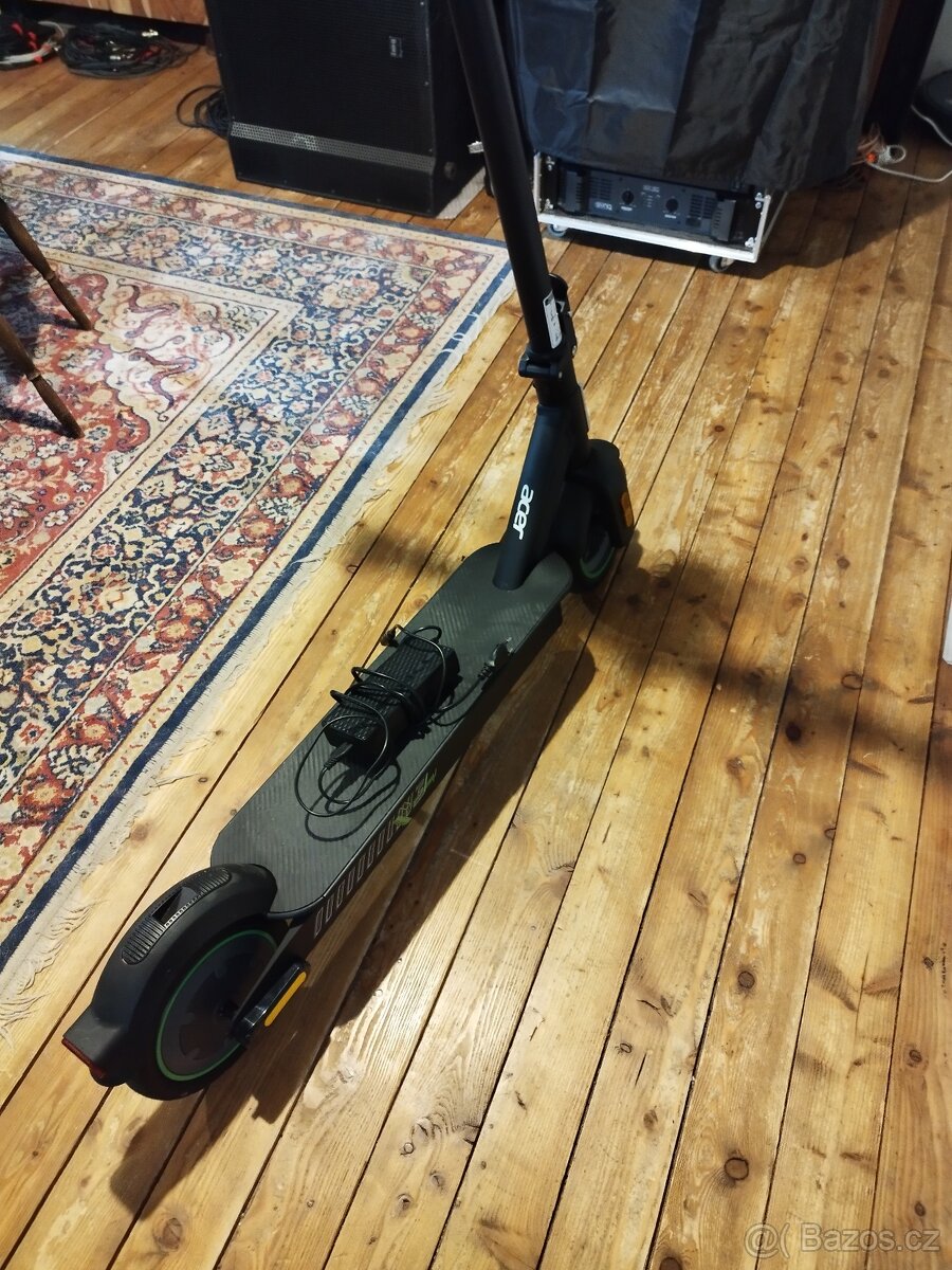 Elektrická koloběžka Acer eScooter Series 3 Advance - 8