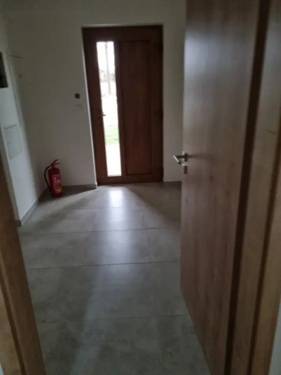 Pronájem dvoupodlažního řadového domu 4kk, 129m2 - 8