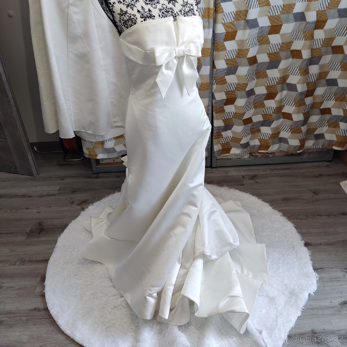 Značkové svatební šaty vel.40/42 - 8