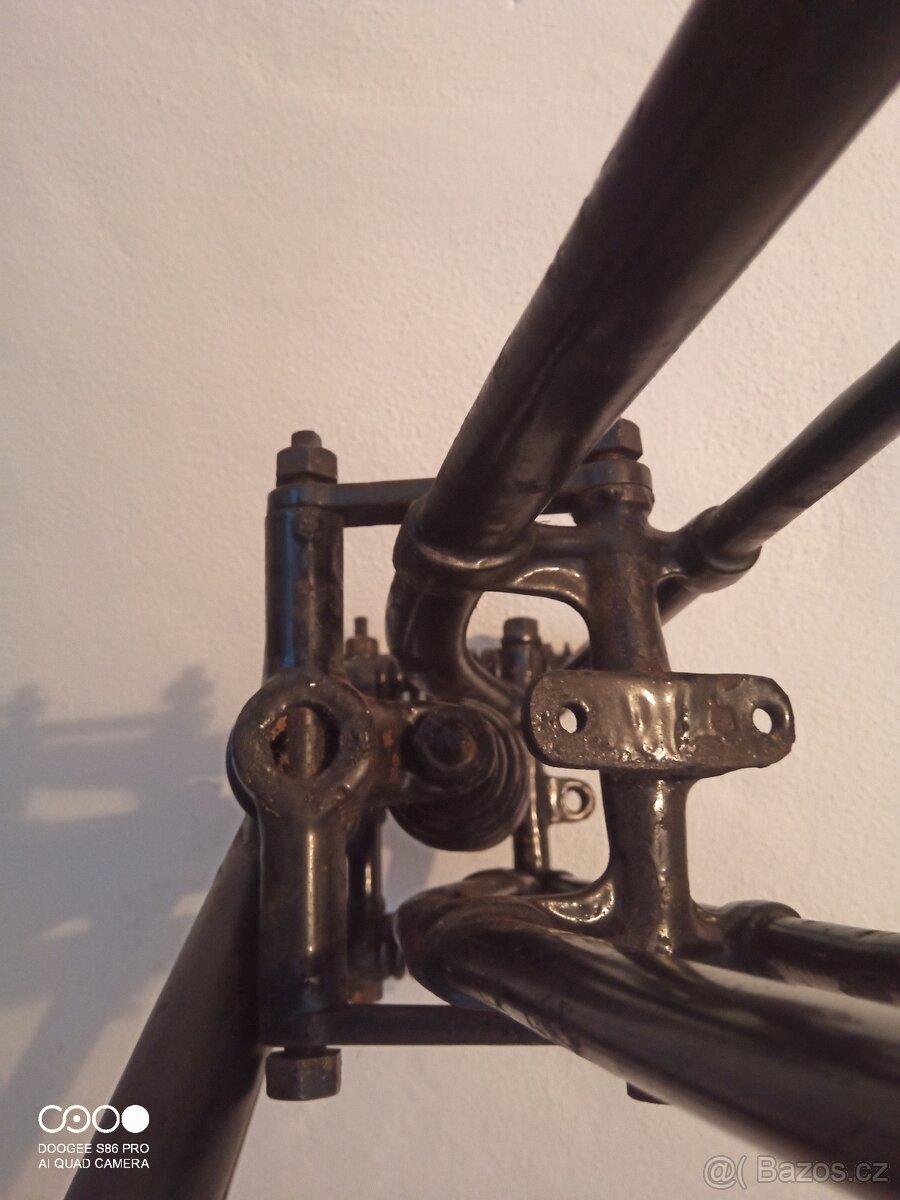 Brampton Bi-flex spring fork , rám Levis - 8