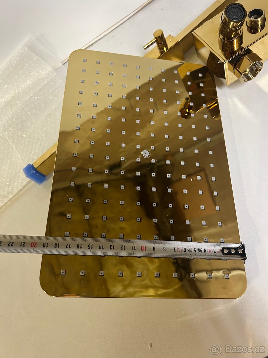 Zlatý sprchový systém - 4 funkce - 8