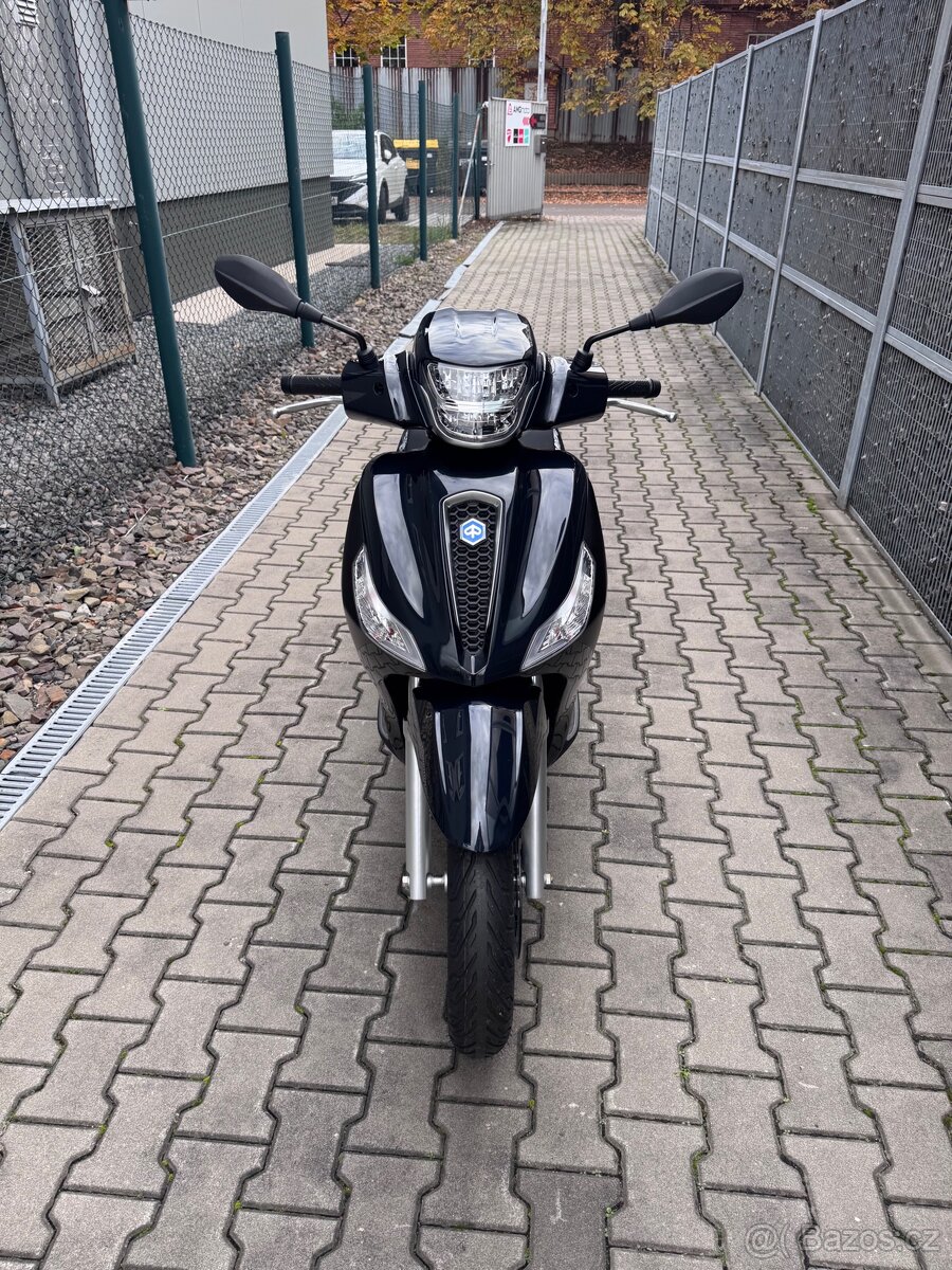 Piaggio Medley 125 Nero Abisso - 8