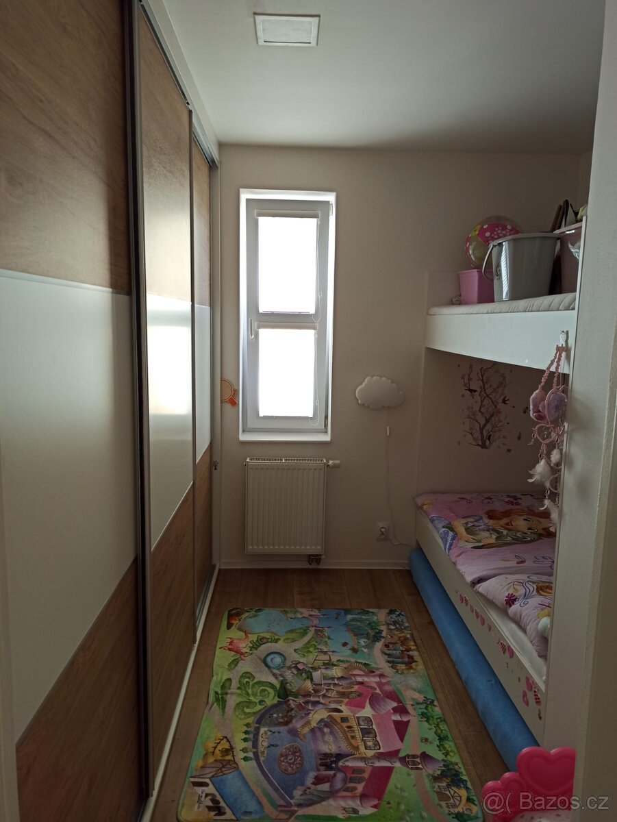 Hezký byt 3+kk 76m2 v OV, po rekonstrukci, parkování - 8