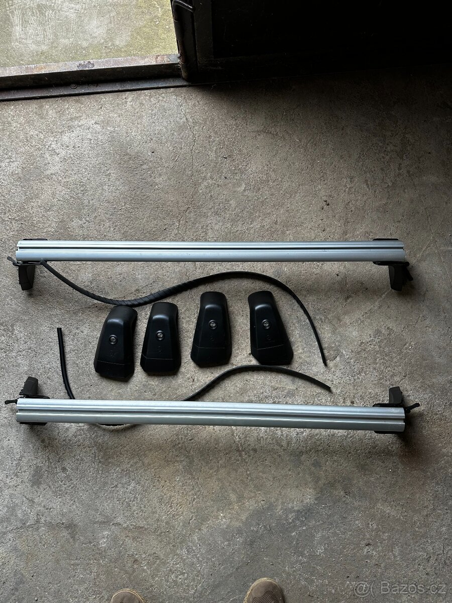 Střešní nosič Mercedes E W 212 Příčníky - 8
