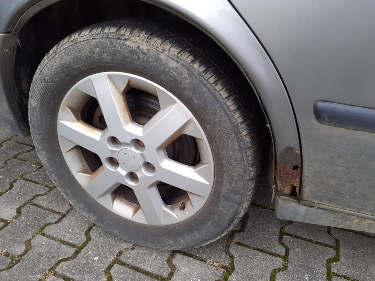 Saab 9-5 2.3t, 2001, pojízdné, bez STK. - 8