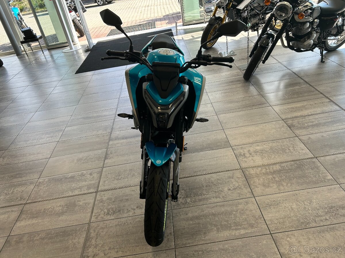 CF Moto 125 NK 2025 - 8