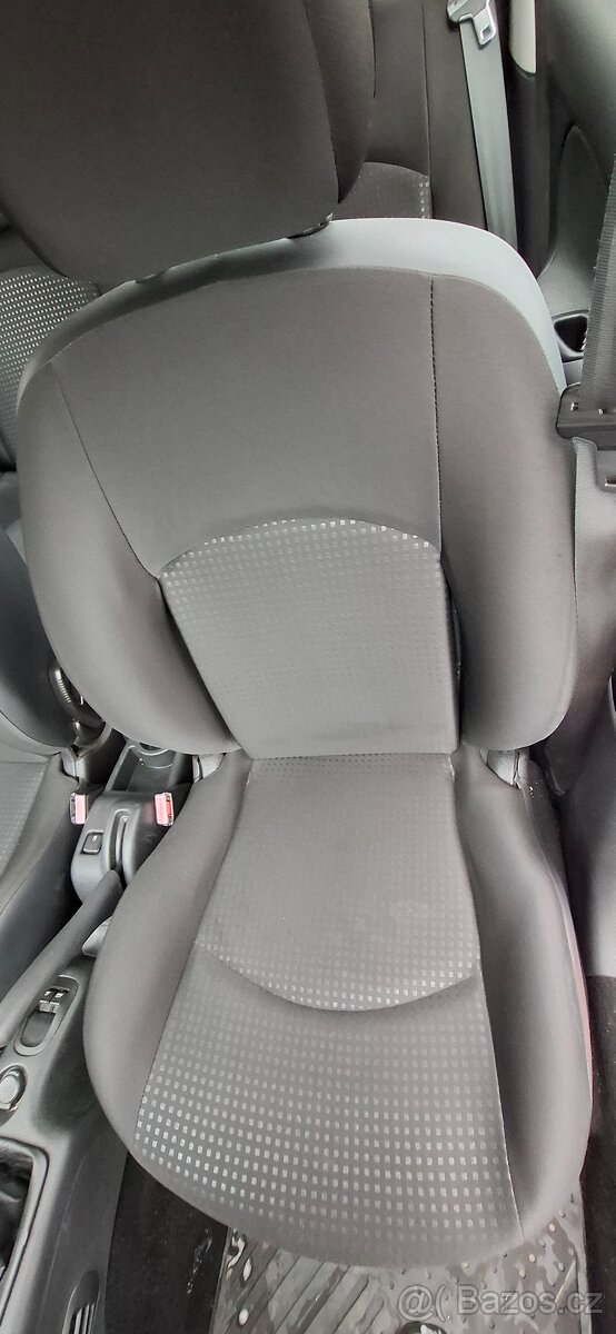 206 +, koupeno v ČR - 8