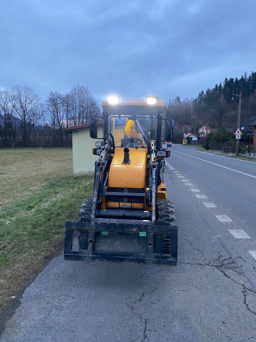 Traktorbagr palazzani pb 30 - 8