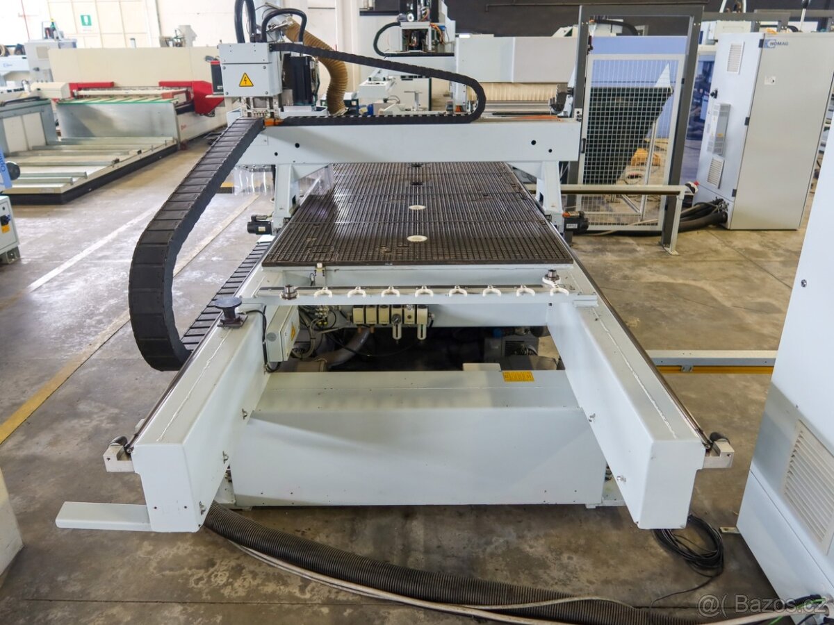 Nestingové CNC obráběcí centrum WEEKE Vantage 24 L - 8