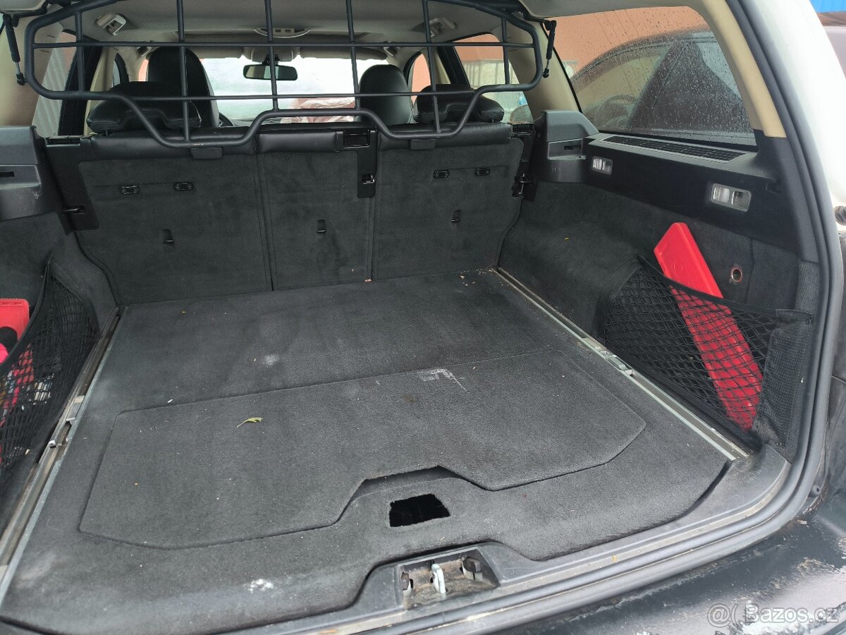 Volvo XC70 - 8