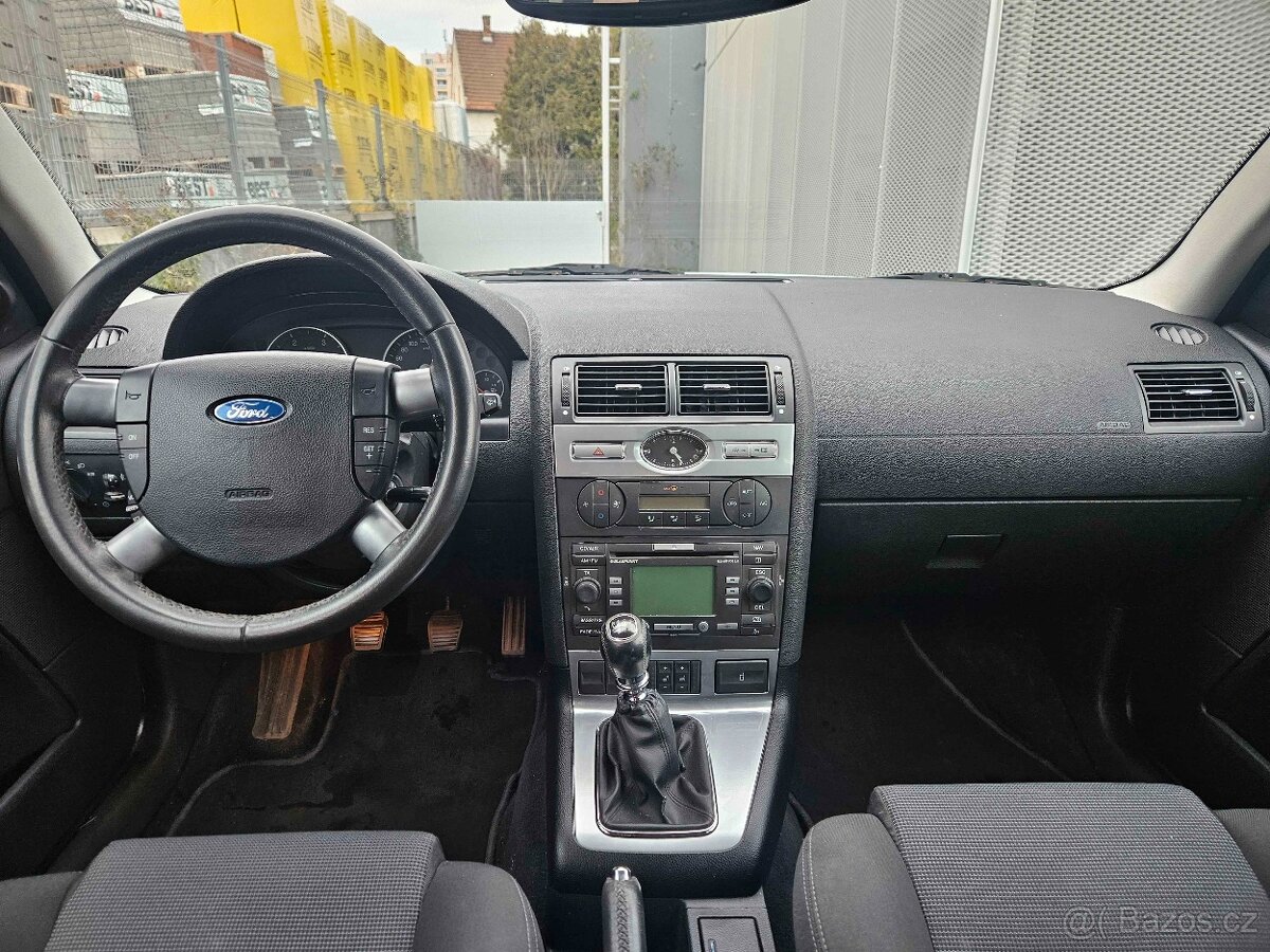 Ford Mondeo - 8
