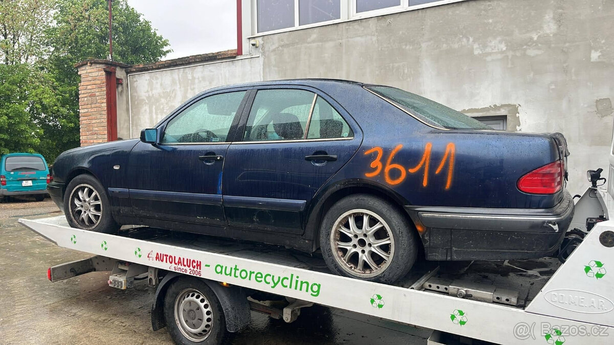 Mercedes Benz E 240 125kw W210 - 8