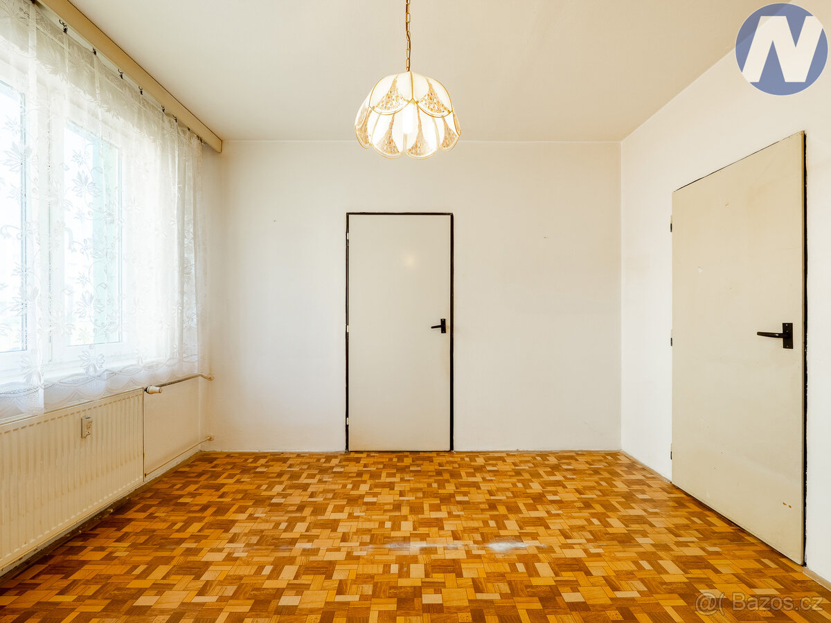 Prodej bytu 3+1, 66 m², Volary - 8