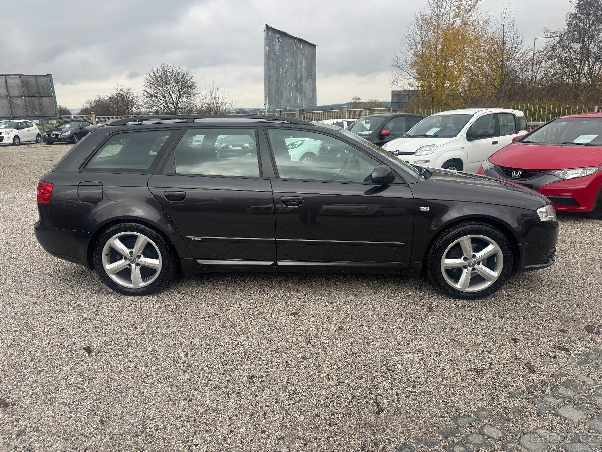 Audi A4 2.0 TDi 103KW S-line 1.Majitel - 8