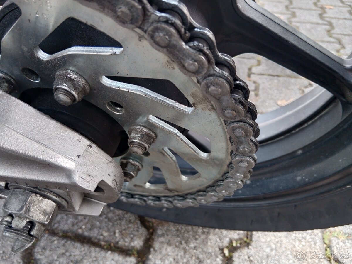 Kawasaki 650 Versys - 8