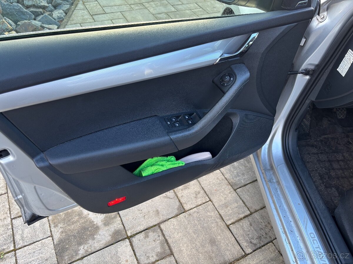 Škoda Octavia 2.0TDI 110KW 2016 STYLE + - 8