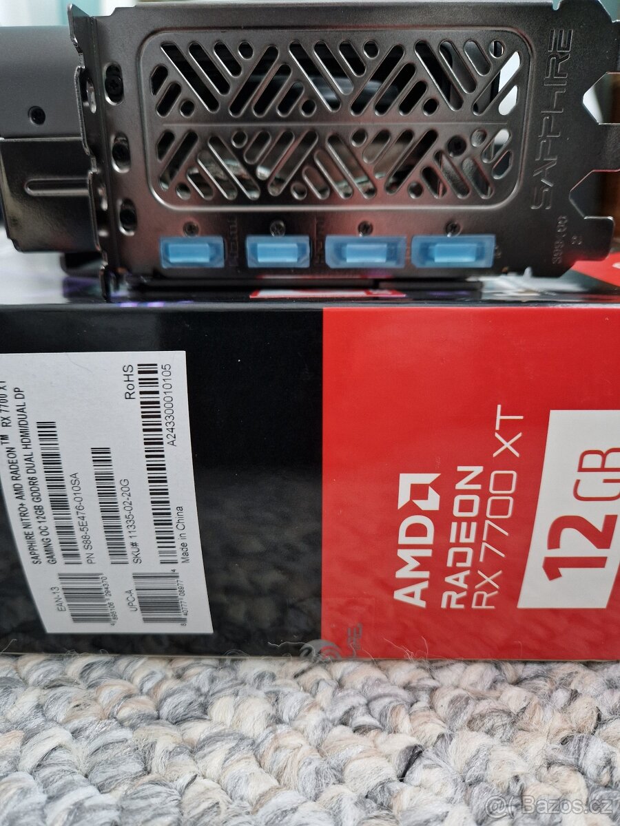 AMD RX 7700 XT 12GB Nitro + - 8