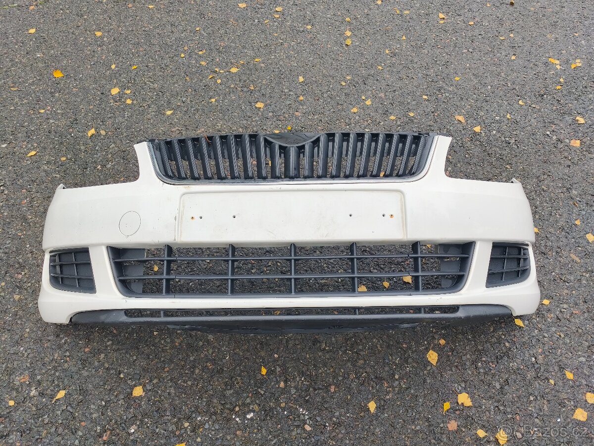 Skoda Fabia 2 facelift - přední nárazník - 8