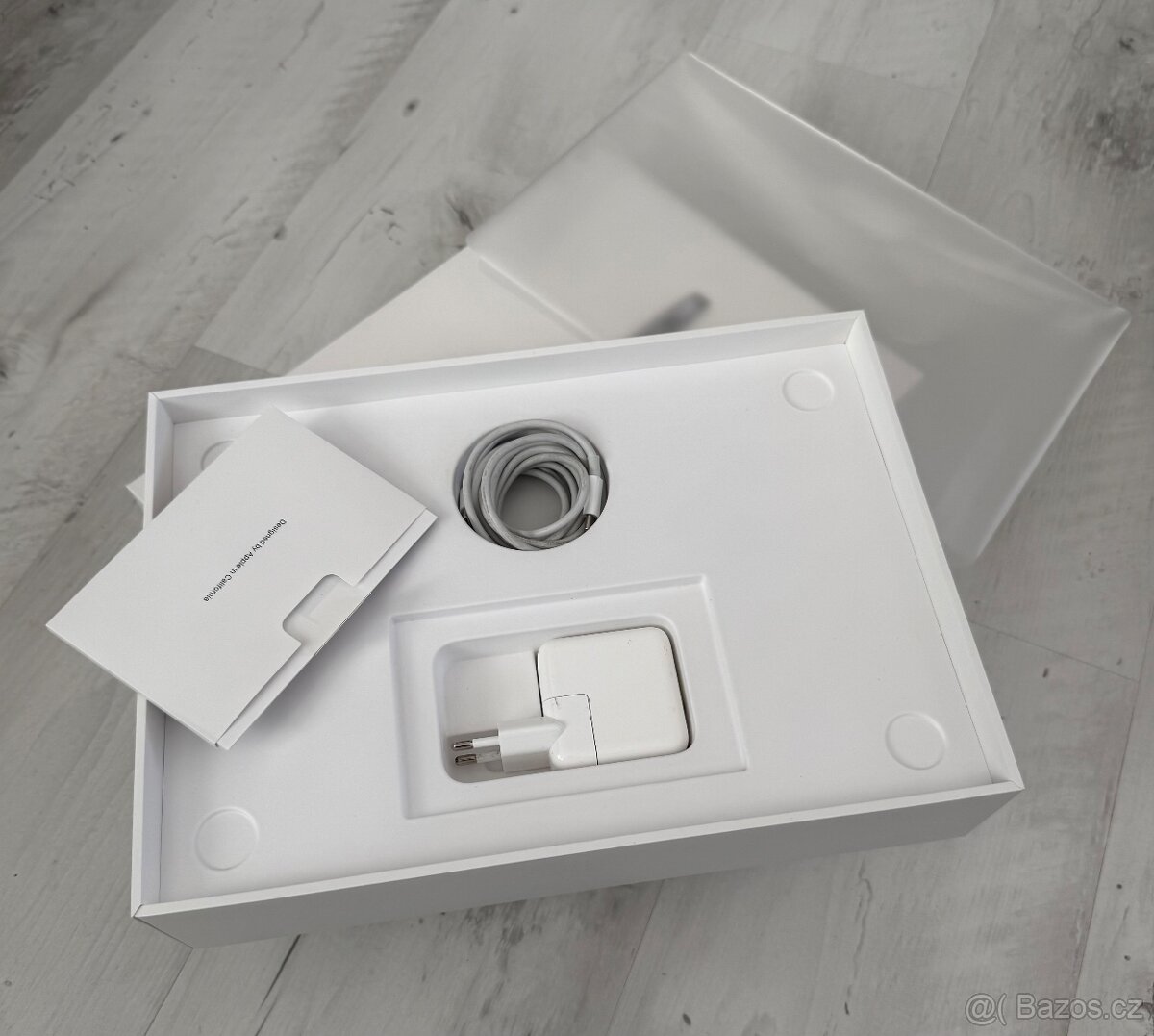 Apple MacBook Air 2020 - 8