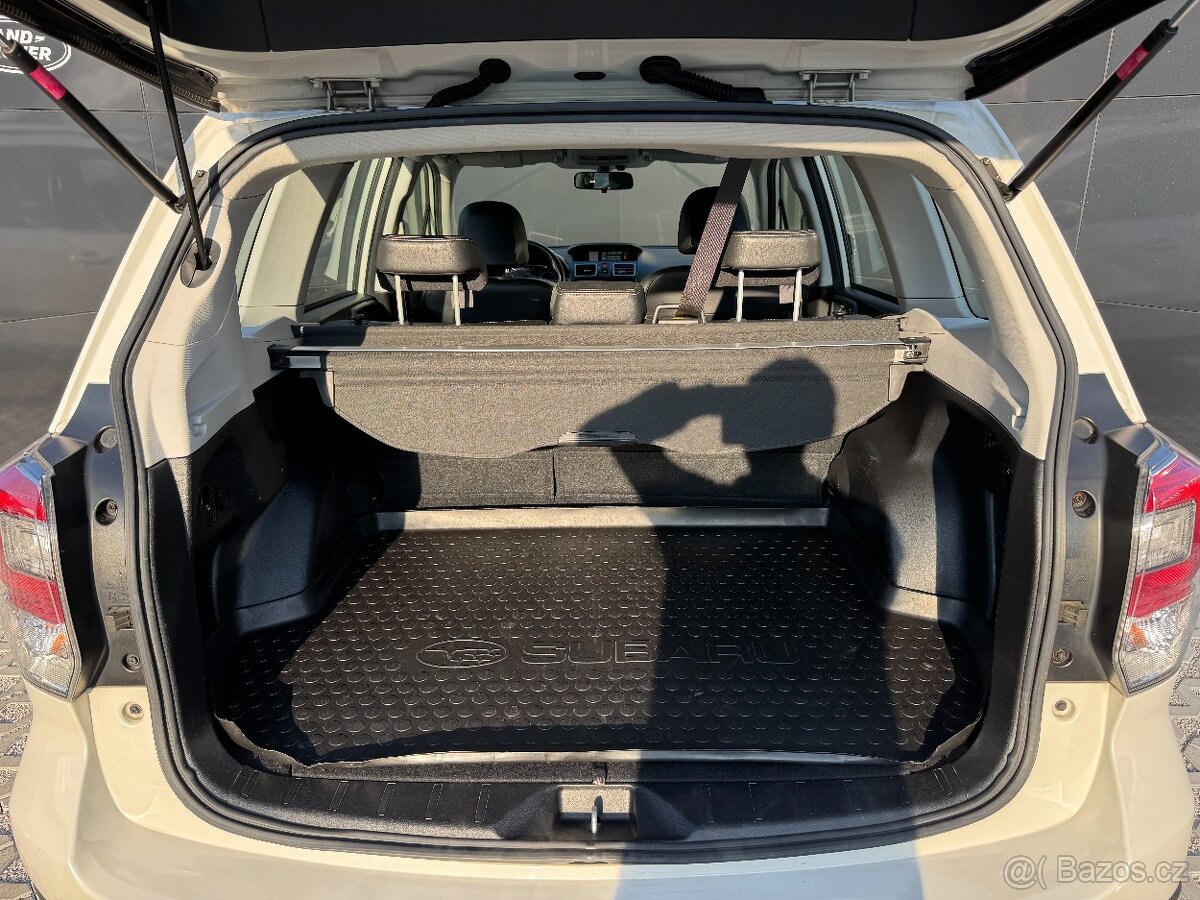 Subaru Forester XT Comfort Lineartronic AWD AT ČR - 8